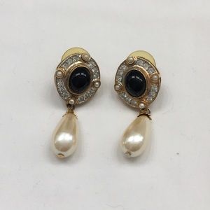 LAST CALL‎ Beautiful Gold, Crystal, And Stone With Pearl Drop Fashion Earrings